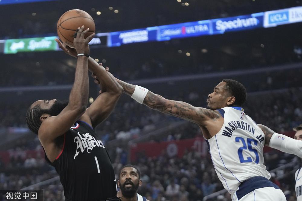 牵动着球迷 牵动着球迷