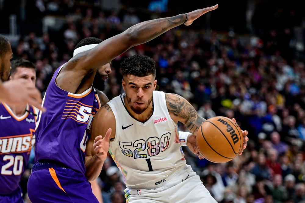 进攻端看似 进攻端看似