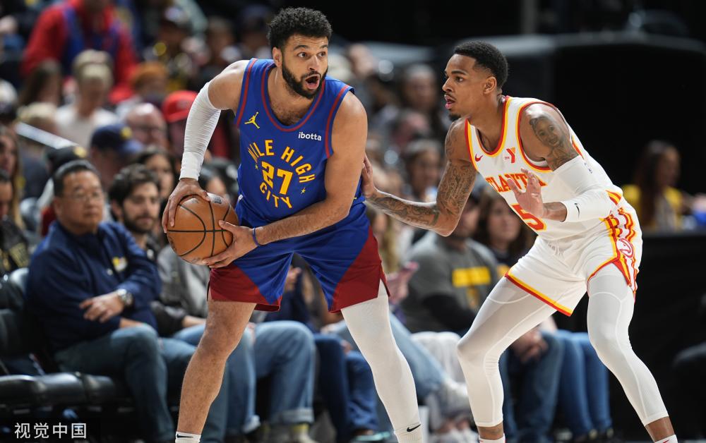 帆船运动中 帆船运动中